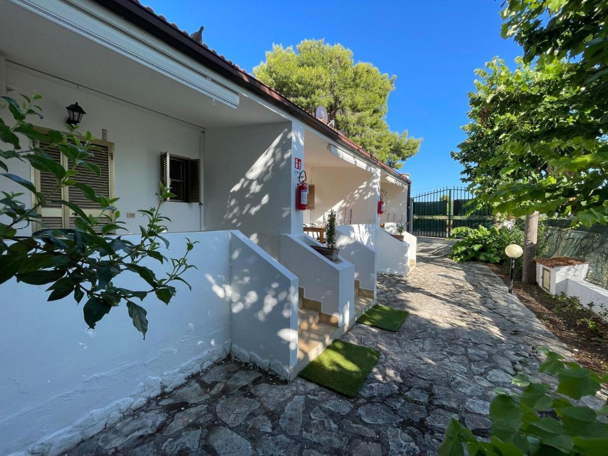 Appartamenti Le Porte Del Gargano ヴィエステ エクステリア 写真